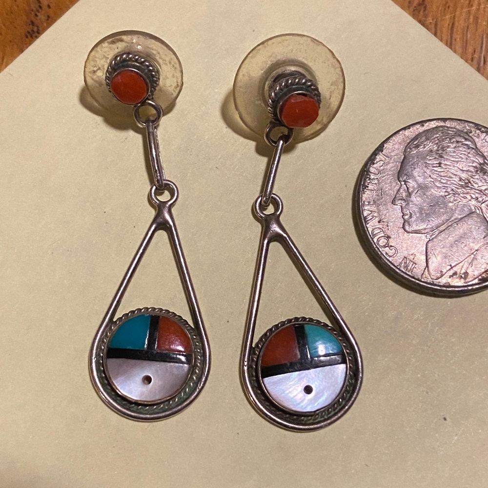 Zuni vintage beautifully constructed earrings 925